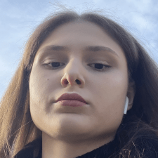 Freelancer Anna L. — Ukraina. Specjalizacja — Praca z klientami, Tłumaczenie tekstów