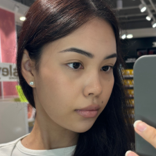 Freelancer Madina R. — Kazakhstan. Core skill — Photo Processing, Business Card Design