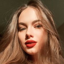 Freelancer Marina S. — Ukraina, Irpin. Specjalizacja — Copywriting, Nazewnictwo i slogany