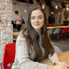 Фрилансер Mariia H. — Украина, Днепр. Специализация — Дизайн интерфейсов (UI/UX), Оформление страниц в социальных сетях