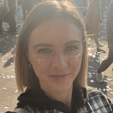 Freelancer Marina K. — Ukraina, Kijów. Specjalizacja — Projektowanie opakowań i etykiet, Projektowanie wizytówek