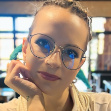Freelancer Mariya R. — Ukraina, Pryłuki. Specjalizacja — Praca z klientami