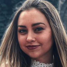 Freelancer Mary P. — Ukraine, Zaleshchiki. Core skill — Web Design, Interface Design (UI/UX)