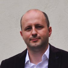 Zleceniodawca Maksim A. — Wielka Brytania, Londyn.