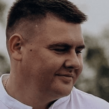 Freelancer Maksym K. — Ukraina. Specjalizacja — Praca z klientami, Sklepy internetowe i e-commerce
