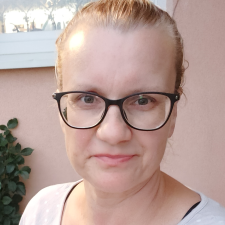 Freelancer Monika H. — Poland, Wołow. Core skill — Tuition, Articles & Blog Posts