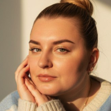 Freelancer Nadezhda N. — Ukraine, Mykolaiv. Core skill — Content Management