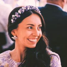 Фрилансер Nadiya B. — Украина, Ужгород. Специализация — Копирайтинг, Продвижение в социальных сетях (SMM)