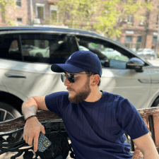Фрилансер Narek K. — Армения, Yerevan. Специализация — Перевод текстов, Обработка фото