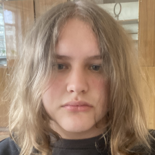 Freelancer Nazar M. — Ukraina, Kijów. Specjalizacja — Tłumaczenie tekstów, Język angielski