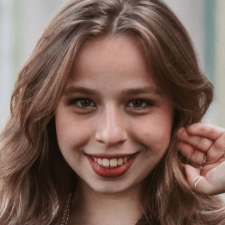 Freelancer Valerie K. — Ukraina. Specjalizacja — Obróbka zdjęć, Układ HTML i CSS