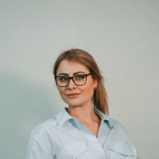 Freelancer Olena S. — Ukraine, Kyiv. Core skill — Consulting, Cryptocurrency & Blockchain