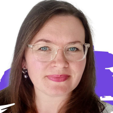 Freelancer Oksana K. — Ukraine, Ivano-Frankovsk. Core skill — System & Network Administration, AI Art