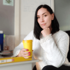 Freelancer Oksana — Ukraine, Kyiv. Core skill — Text Editing & Proofreading, Website Maintenance