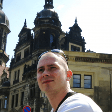 Фрилансер Максим М. — Україна, Шостка. Спеціалізація — Поліграфічний дизайн, Зовнішня реклама