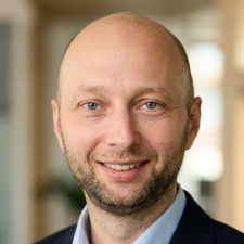 Freelancer Oleg R. — Ukraine, Lvov. Core skill — Information Gathering, Accounting Services