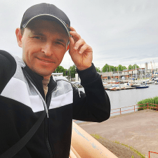 Фрилансер Oleksandr S. — Украина, Киев. Специализация — Дизайн визиток, Реклама в социальных медиа