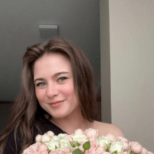 Фрилансер Олександра В. — Украина, Львов. Специализация — Услуги диктора