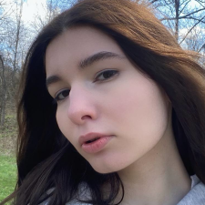 Freelancer Oleksandra S. — Ukraine, Poltava. Core skill — Interface Design (UI/UX), Mobile Apps Design