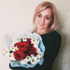 Freelancer Yelena D. — Ukraina, Lwów. Specjalizacja — Tłumaczenie tekstów, Przepisywanie tekstów (rewright)