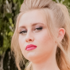 Freelancer Olena S. — Ukraine, Zhitomir. Core skill — Audio & Video Editing