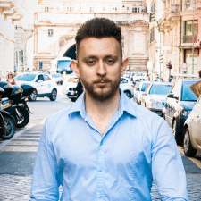 Заказчик Олег В. — Италия, Roma.