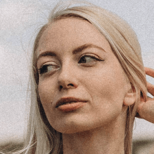 Freelancer Olga Z. — Ukraine, Kyiv. Core skill — Tuition, Interface Design (UI/UX)