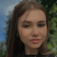 Freelancer Maryana O. — Ukraine, Chernovtsy. Core skill — Social Media Advertising