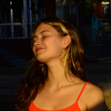 Freelancer Viktoriia O. — Ukraine, Chernigov. Core skill — Vector Graphics, Logo Design