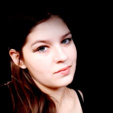 Freelancer Oksana B. — Ukraina. Specjalizacja — Pisanie artykułów
