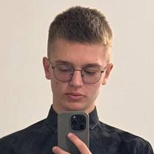 Фрилансер Михайло П. — Украина, Кропивницкий. Специализация — AI обработка текстов, Копирайтинг