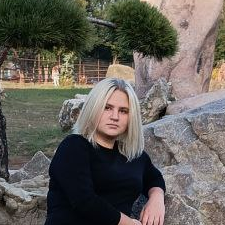 Фрилансер Поліна Т. — Украина, Харьков. Специализация — Дизайн визиток, Перевод текстов