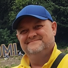 Freelancer Roman P. — Ukraine, Zaporizhzhia. Core skill — Information Gathering, Presentations