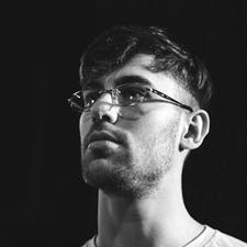 Фрилансер Владислав Н. — Украина, Днепр. Специализация — Обработка фото, Полиграфический дизайн