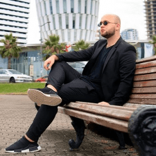 Freelancer Vyacheslav C. — Ukraina, Kijów. Specjalizacja — Kompleksowe prace nad stroną internetową, Copywriting