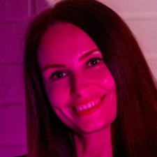 Freelancer Marina N. — Canada. Core skill — Information Gathering, English