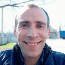 Фрилансер Роман Т. — Украина, Кривой Рог. Специализация — Рерайтинг, Копирайтинг