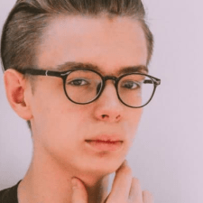 Фрилансер Владимир Х. — Узбекистан, Ташкент. Специализация — Дизайн сайтов, Оформление страниц в социальных сетях