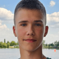 Фрилансер Artem R. — Украина, Черкассы. Специализация — Python, Разработка ботов