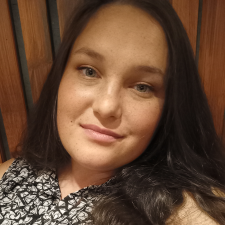 Freelancer Ruslana N. — Ukraina, Rżyszczów. Specjalizacja — Copywriting, Przepisywanie tekstów (rewright)