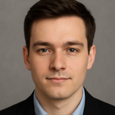 Фрилансер Гліб — Україна. Спеціалізація — AI та машинне навчання, Гібридні мобільні додатки