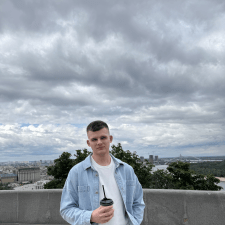 Freelancer Ihor S. — Ukraine, Kharkiv. Core skill — Python, Website Development
