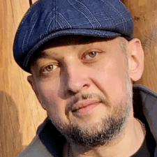 Freelancer Oleksii K. — Ukraina, Kijów. Specjalizacja — Projektowanie dla poligrafii, Projektowanie stron w mediach społecznościowych