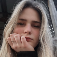 Freelancer Sasha D. — Ukraine, Brovary. Core skill — Presentations, English