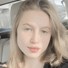Freelancer Oleksandra T. — Ukraine, Fastov. Core skill — Text Translation, Rewriting