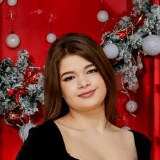 Фрилансер Yuliia S. — Украина, Ровно. Специализация — Перевод текстов, Редактура и корректура текстов