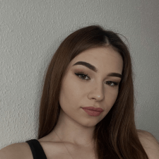 Freelancer Sofiia M. — Ukraina. Specjalizacja — Projektowanie stron internetowych, Projektowanie wizytówek