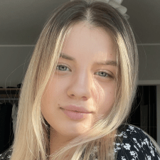 Freelancer Sofiia M. — Poland, Warszawa. Core skill — Interface Design (UI/UX)