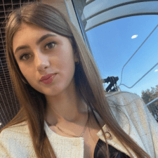 Фрилансер Софія Р. — Украина, Белая Криница. Специализация — Перевод текстов, Логотипы