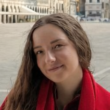 Фрилансер Sofiia N. — Испания, Valencia.